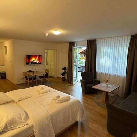 Motel Zur Dachsbaude Wandlitz Eksteriør billede