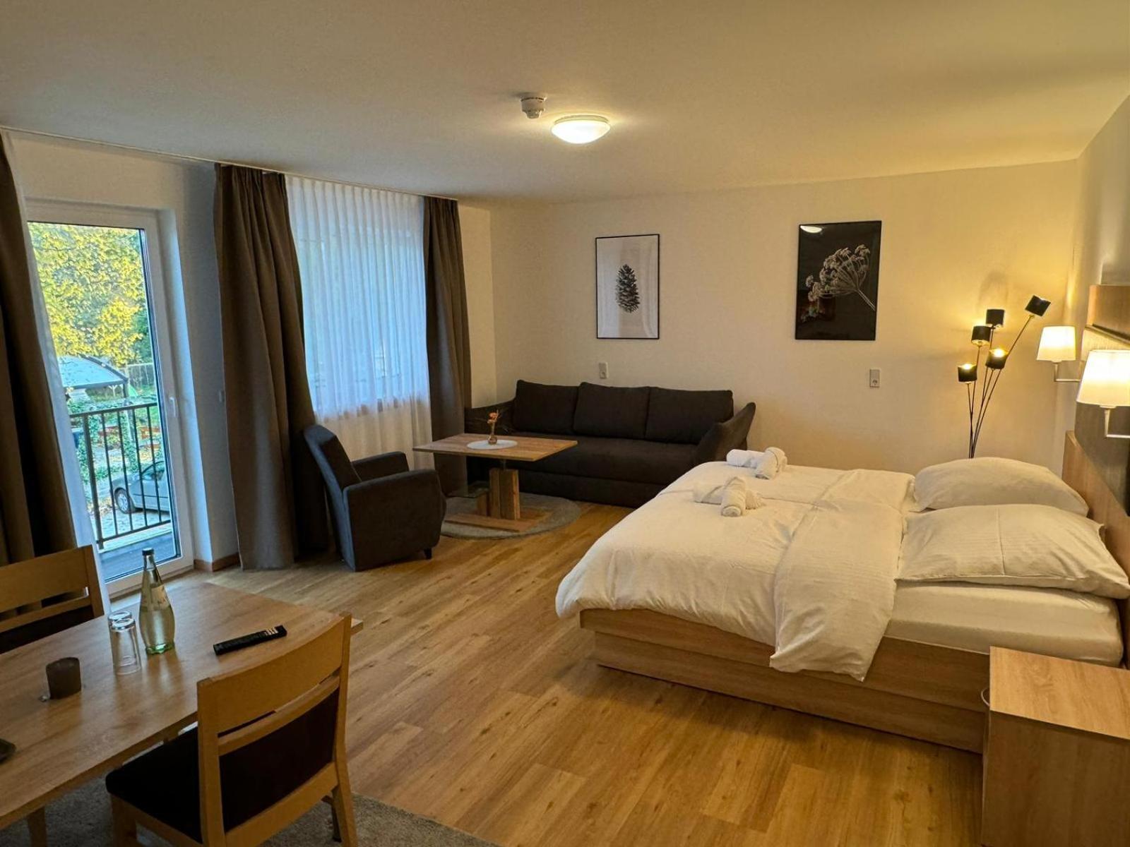 Motel Zur Dachsbaude Wandlitz Eksteriør billede